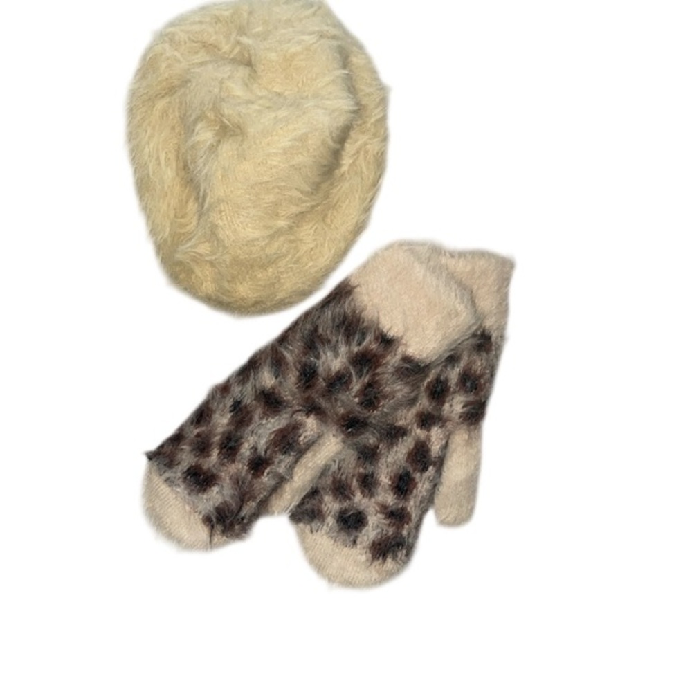 Capelli New York Leopard Fuzzy  Mittens + Winter Hat with Plush Lining